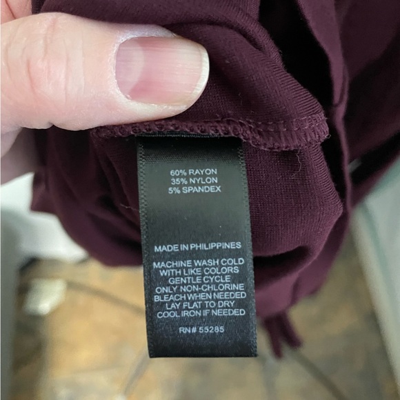 Express Burgundy mini dress size‎ medium - Picture 9 of 9